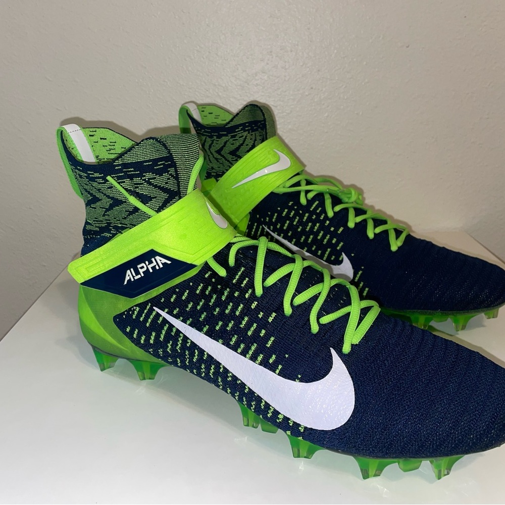 Nike Alpha Menace Elite 2 Football Cleats NFL Seattle Seahawks BV2077-400 Sz 16
